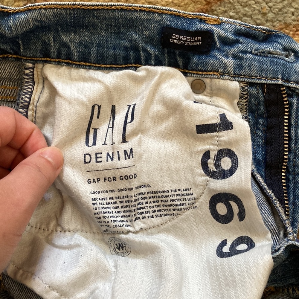 Gap Jeans - Picture 3 of 4